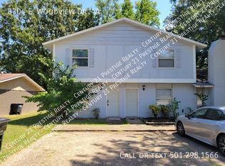 8304 Woodview Dr E #A, Sherwood, AR 72120