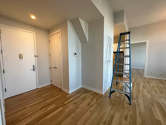 Rented by Oxford Property Group | media 26