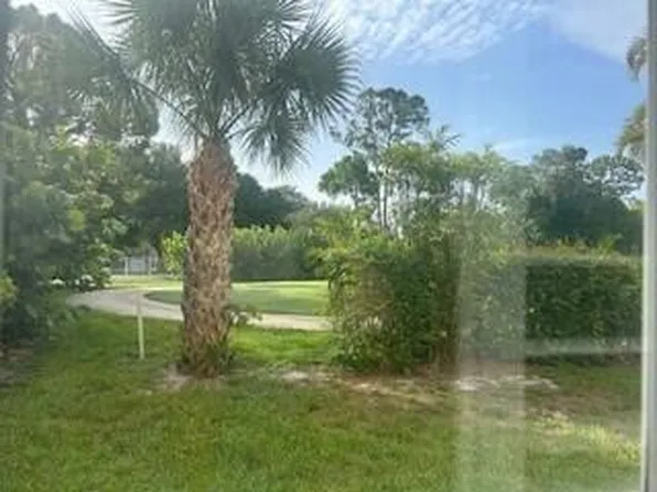 9197 SE Deerberry Pl, Jupiter, FL 33469