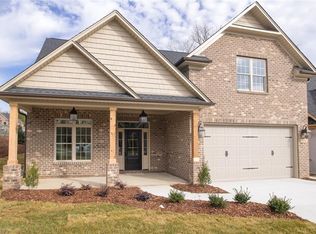 2254 Renaissance Ln, High Point, NC 27262