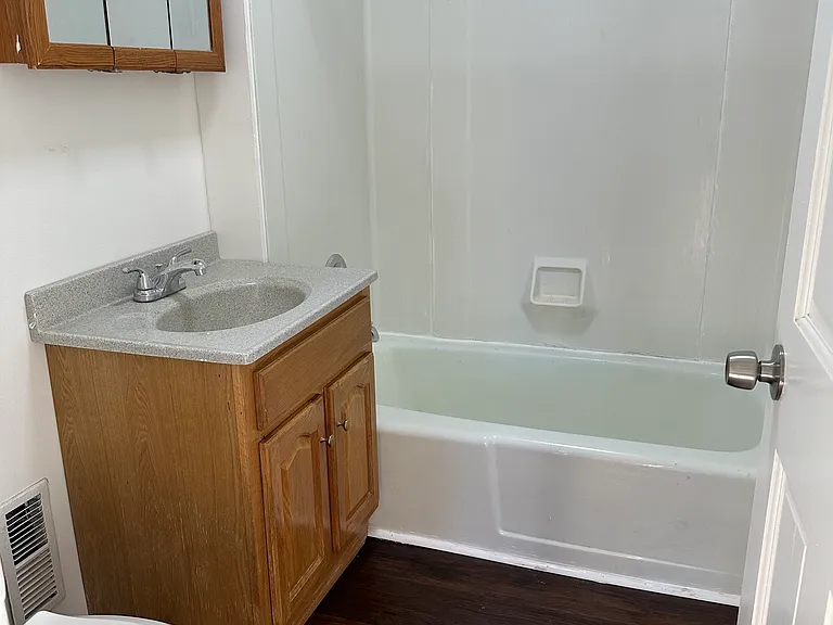 1004 Mason St #2 — Photo 6
