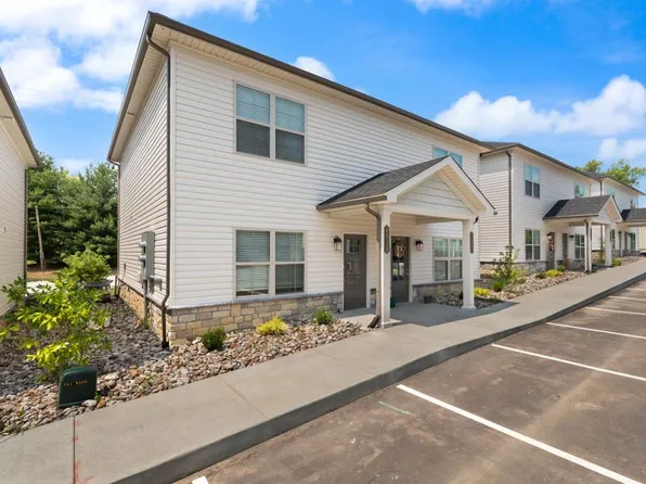 4938 Grant Line Rd, New Albany, IN 47150