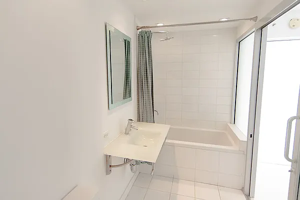 Rented by Compass | media 10