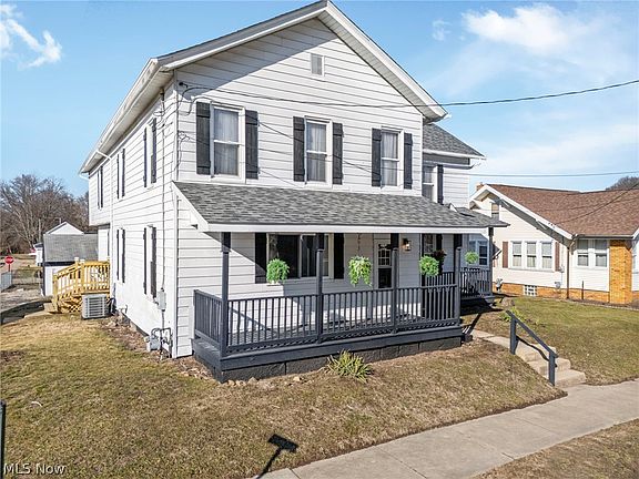 3rd image of 241 E Lisbon St