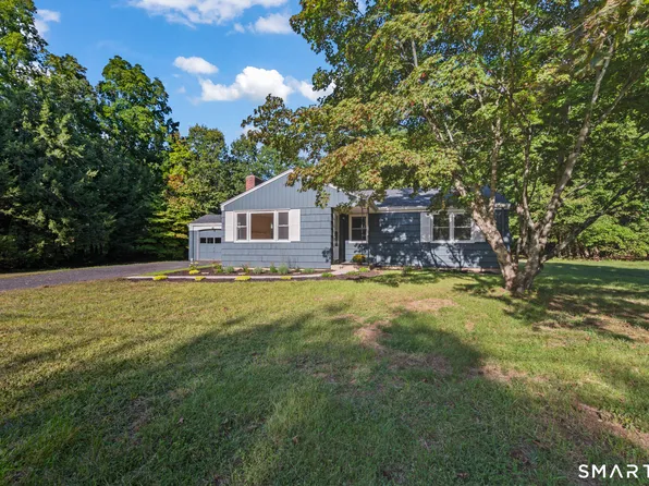 4 Woodcliff Drive, Granby, CT 06035