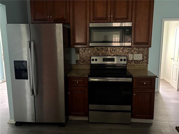 4th image of 5074 Windsor Forrest Ln