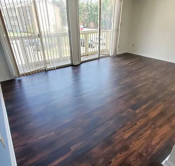 1610 Arlyn Cir #M — Photo 11