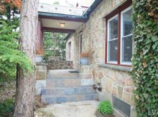 1057 5th St, Catasauqua, PA 18032