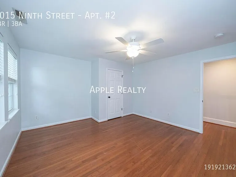 1015 9th St #2 — Photo 15