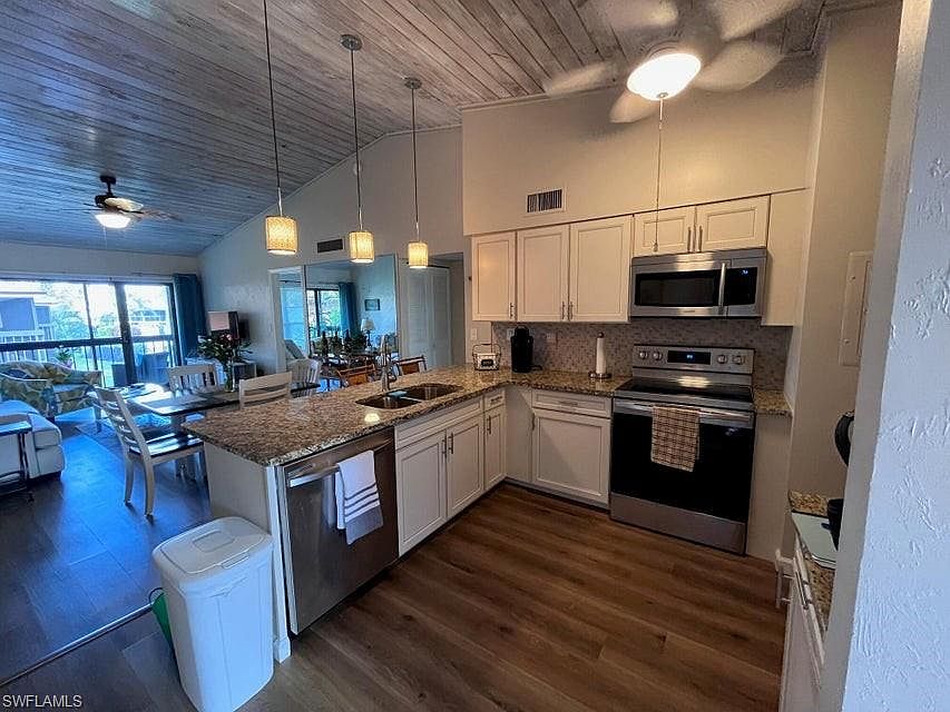 1st image of 32 Greenbrier ST #3-204