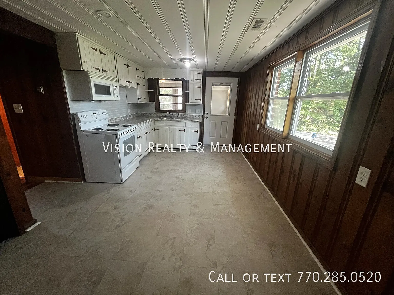 Lovely 3BD/1BA In Carrollton — Photo 3
