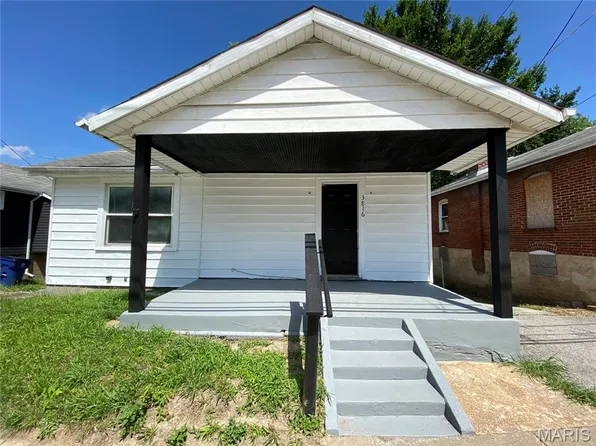 3816 N Hanley Rd, Saint Louis, MO 63121