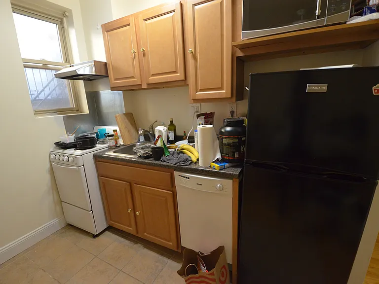 59 Burbank St #37 — Photo 21