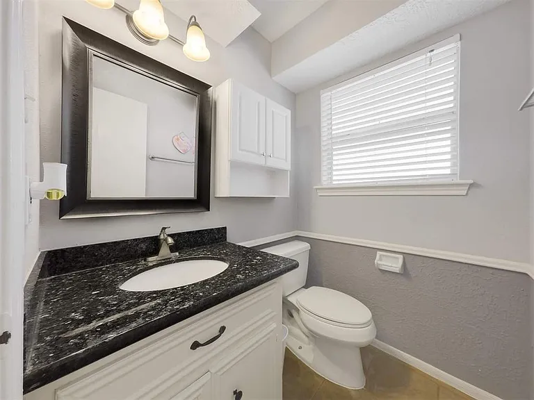 12406 Sarti St — Photo 13