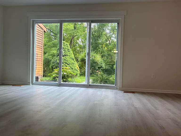 113 Redwood Dr — Photo 5