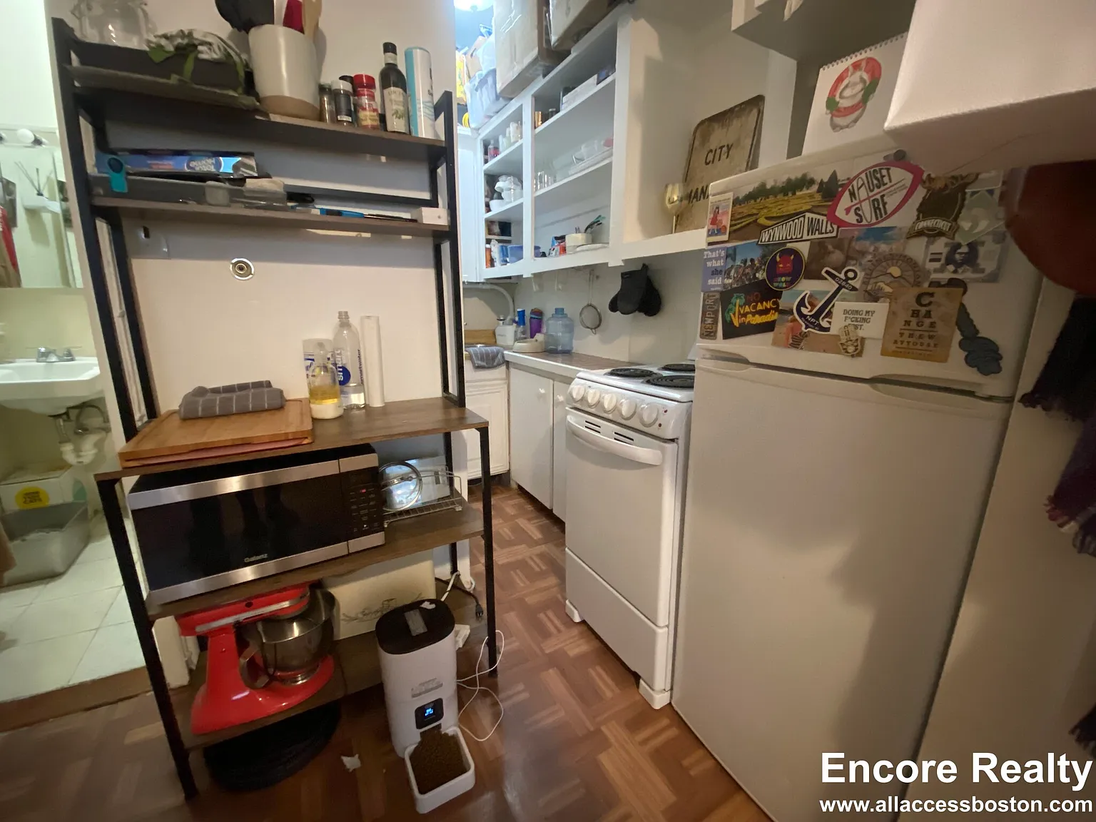 Studio, 9999 sqft, $2,100 — Photo 3