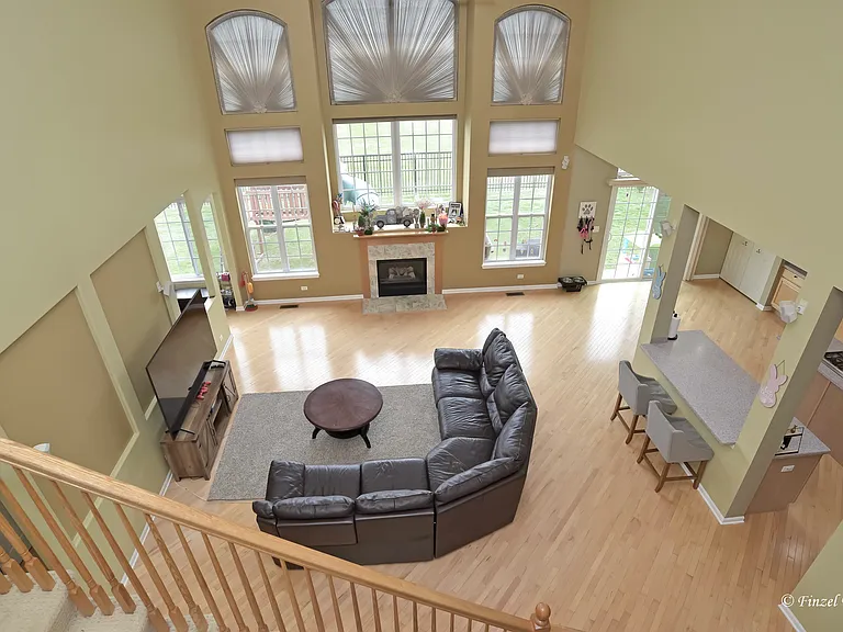 6625 Majestic Way — Photo 5