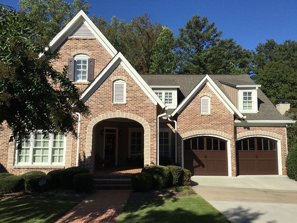 1st image of 819 Village Greene NW
