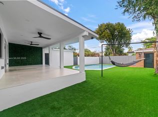 31 Carlisle Dr, Miami Springs, FL 33166
