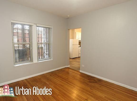 3rd image of 1609 W Byron St #Ua1w
