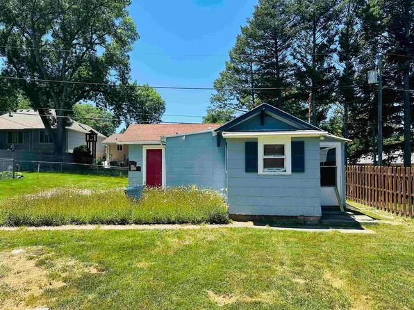 2821 S Cornelia St, Sioux City, IA 51106