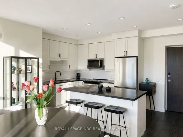 118 West St #604, Pt Colborne, ON L3K 0B9