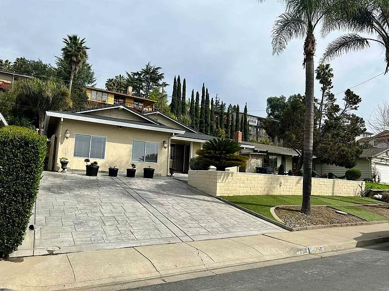 758 Candlestick Way — Photo 1