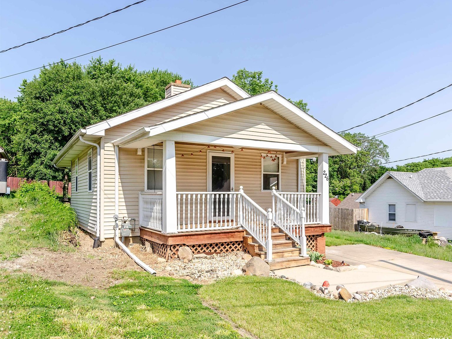 226 Grandview Ave, East Peoria, IL 61611 Zillow
