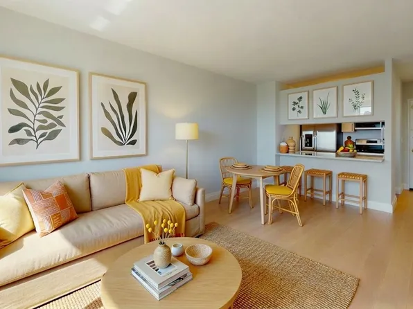 155 East 31st Street image 1 of 11