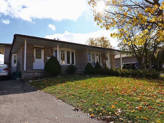 2nd image of 3 Caprice Ct