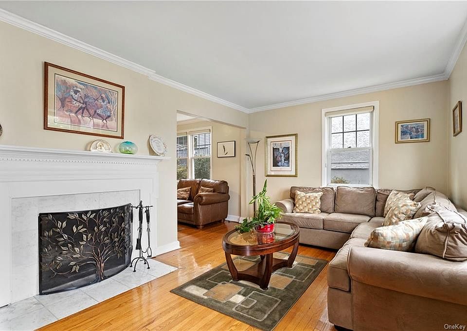1st image of 54 N Goodwin Ave