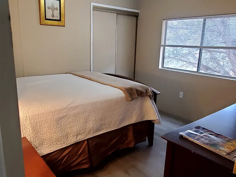 735 Sunshine Ln — Photo 25
