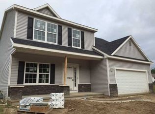 6891 Deer Ridge Dr, Temperance, MI 48182