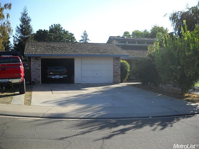 2nd image of 2408 Naas Ct