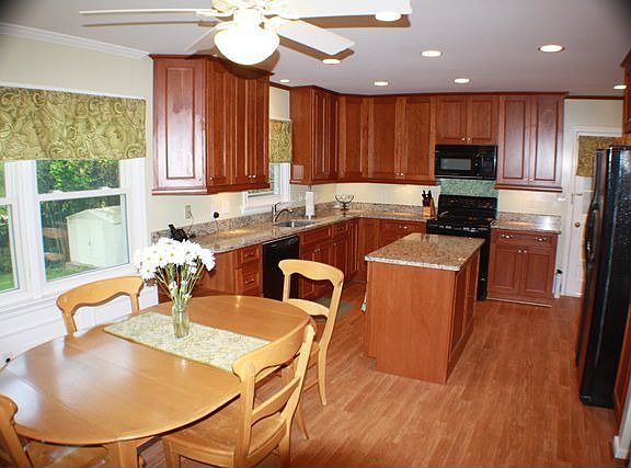 Newly Remodeled Kitchen
