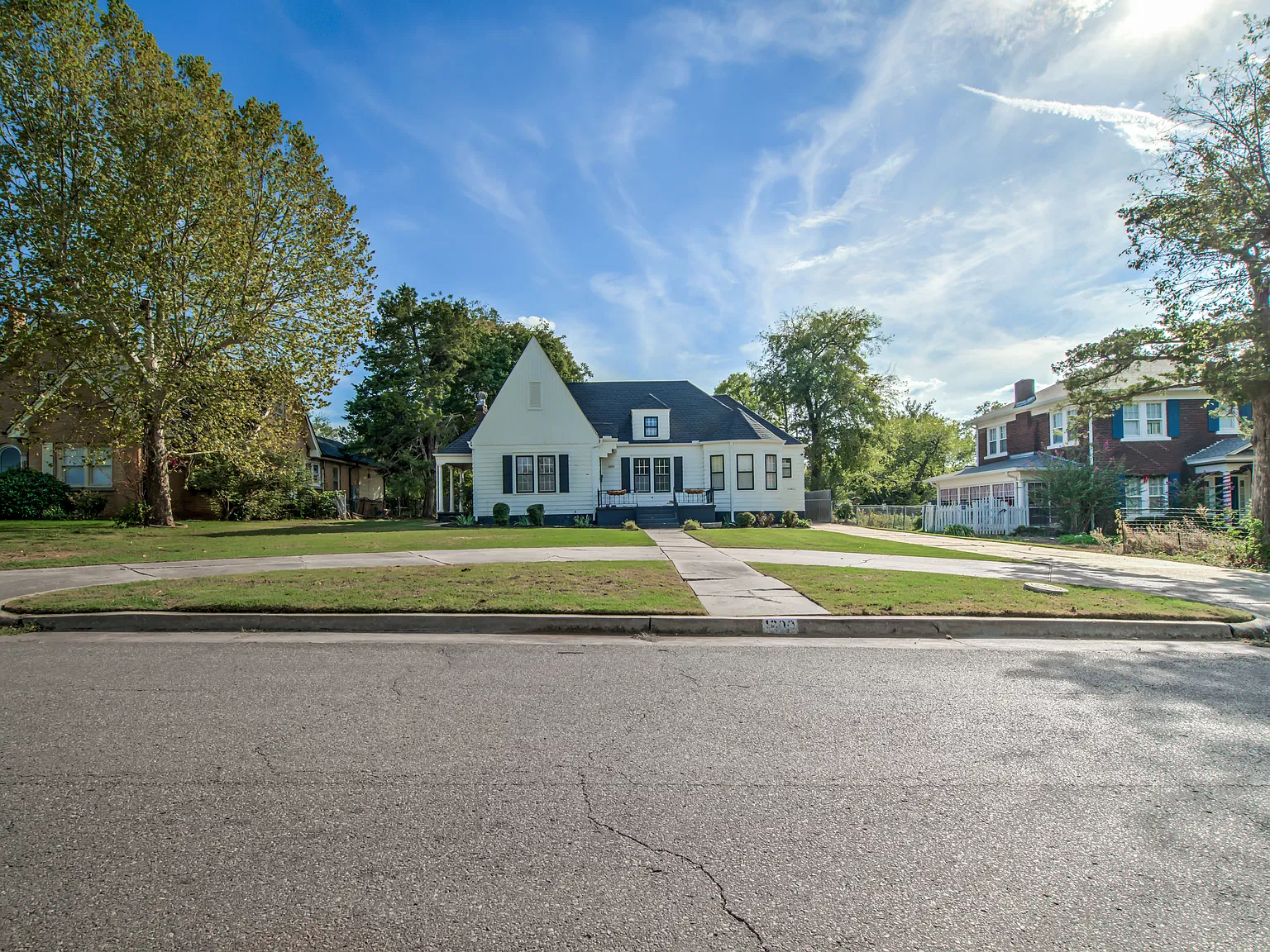 3 bed, 1700 sqft, $2,095 — Photo 4