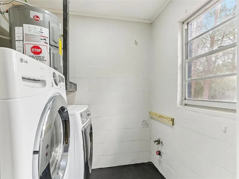 7711 Amherst St #B — Photo 13