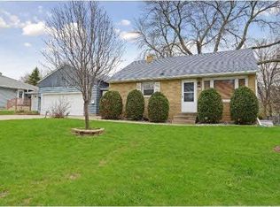 341 S Oak St, Waconia, MN 55387