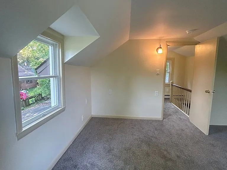 5683 Creekview Rd — Photo 20