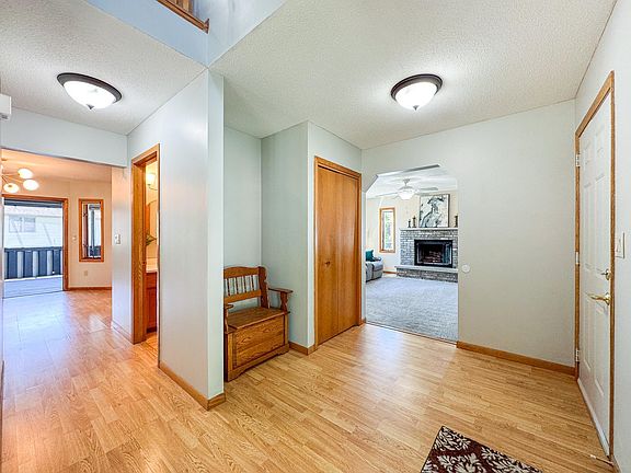 5th image of 4404 57th St NW