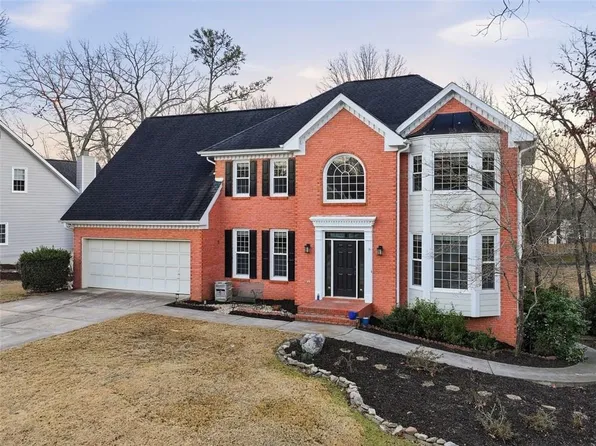 4950 Red Robin Rdg, Johns Creek, GA 30022