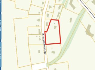 17 Shepard Rd, Sturbridge, MA 01566