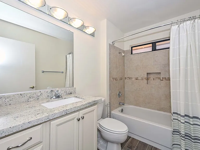 14227 W Yosemite Dr — Photo 25