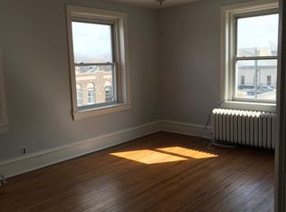 834 W Lancaster Ave APT 3F, Bryn Mawr, PA 19010