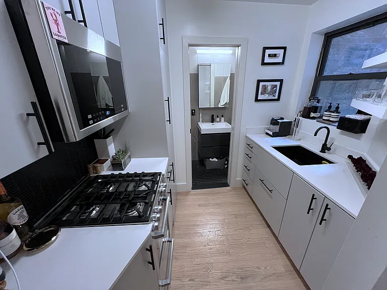 35 Bedford St #19 — Photo 3