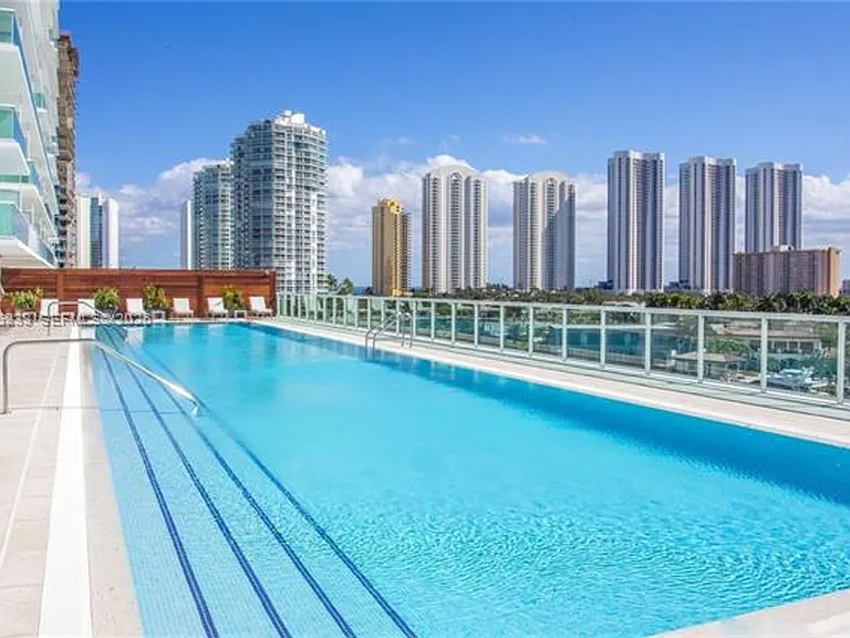 400 Sunny Isles Blvd #1708 — Photo 41