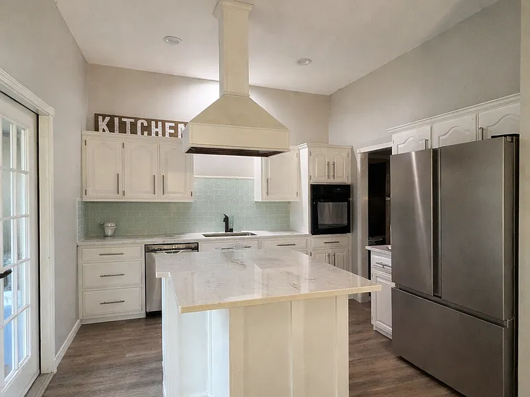 Open Kitchen