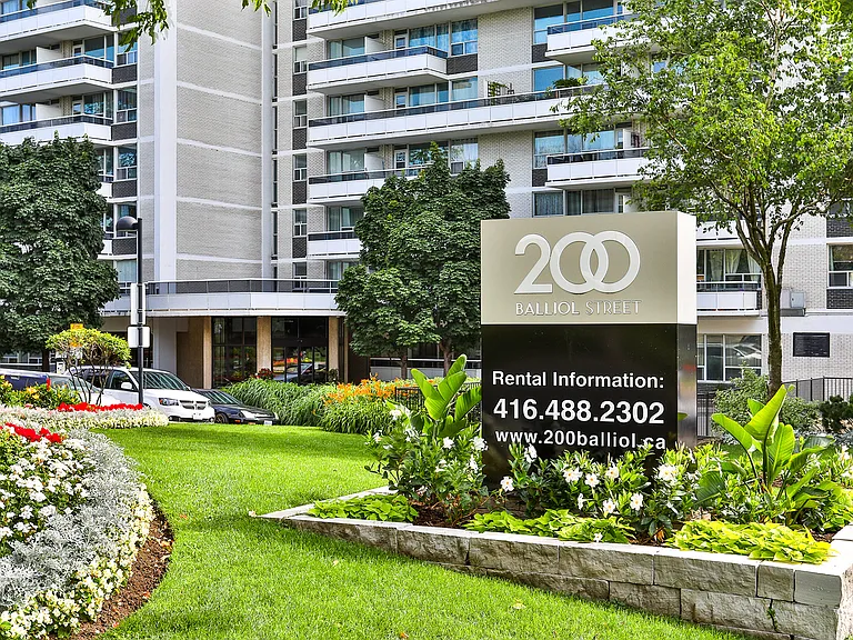 200 Balliol St — Photo 42