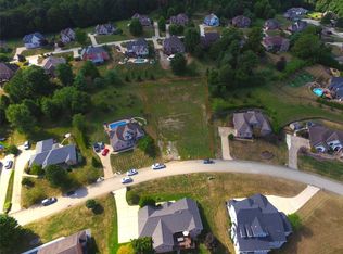 9030 Lucia Ln, North Huntingdon, PA
