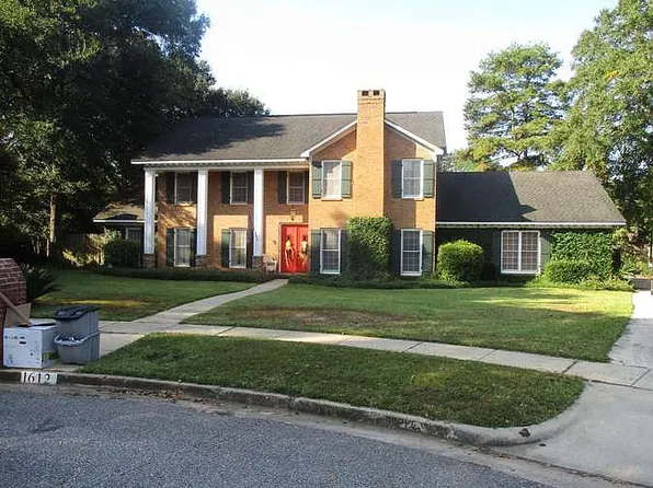 1612 Oak Forest Ct, Mobile, AL 36609